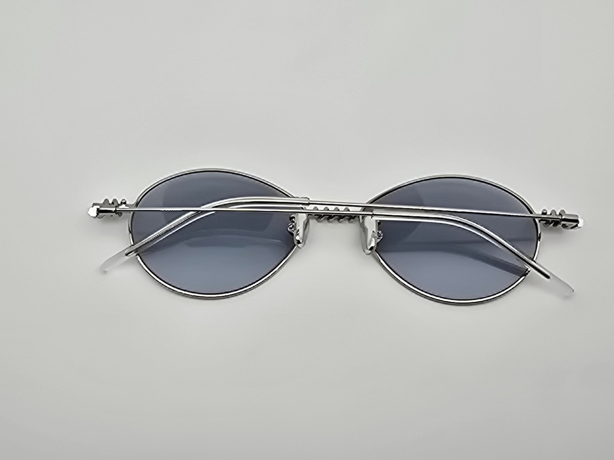 Charles & Keith CK3-21280371 Spiral Silver Frame Carl Zeiss Blue Lens Sunglasses Paige Bow Crystal Clear Sunglasses - Silver - CHARLES & KEITH US main image 4