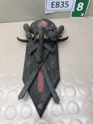 Vintage Medieval Sword & Mace Wall Decor Plaque Removable Miniature Weapons G8