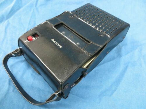 未使用 SANYO JJ-P60 Headphone Stereo Player WALKMAN SANYO JJ-P60