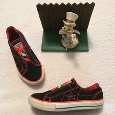 Converse All Star Junior Size 1 Black Shoes Multi-Color Laces MINIMAL WEAR