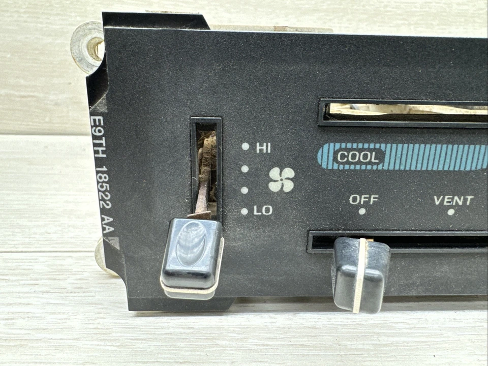 87-91 Ford F-150 F-250 Bronco Temperature Climate Control Unit OEM HEATER ONLY - Image 2 of 4