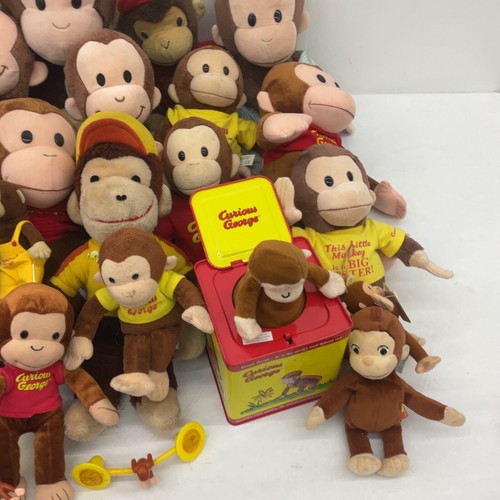 Curious George Vintage & Modern LOT 12 lbs Preowned Mixed Stuffed Animals Plush - Picture 4 of 9