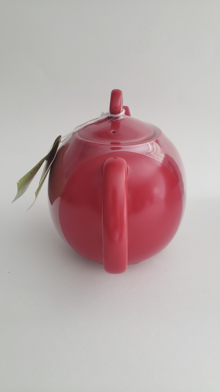 Chantal red stoneware teapot with lid .75 quart satin glaze 2003 NEW OLD STOCK