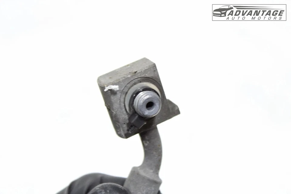 Chevrolet Cruze 2016-2019 tracción delantera derecha pinza de freno manguera tubo OEM Foto 4 de 4