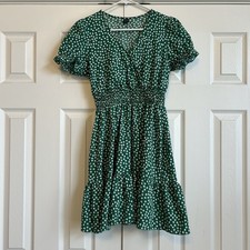 Green Floral Short Dress SHEIN  Extra Small V-neck Ruffle Sleeve