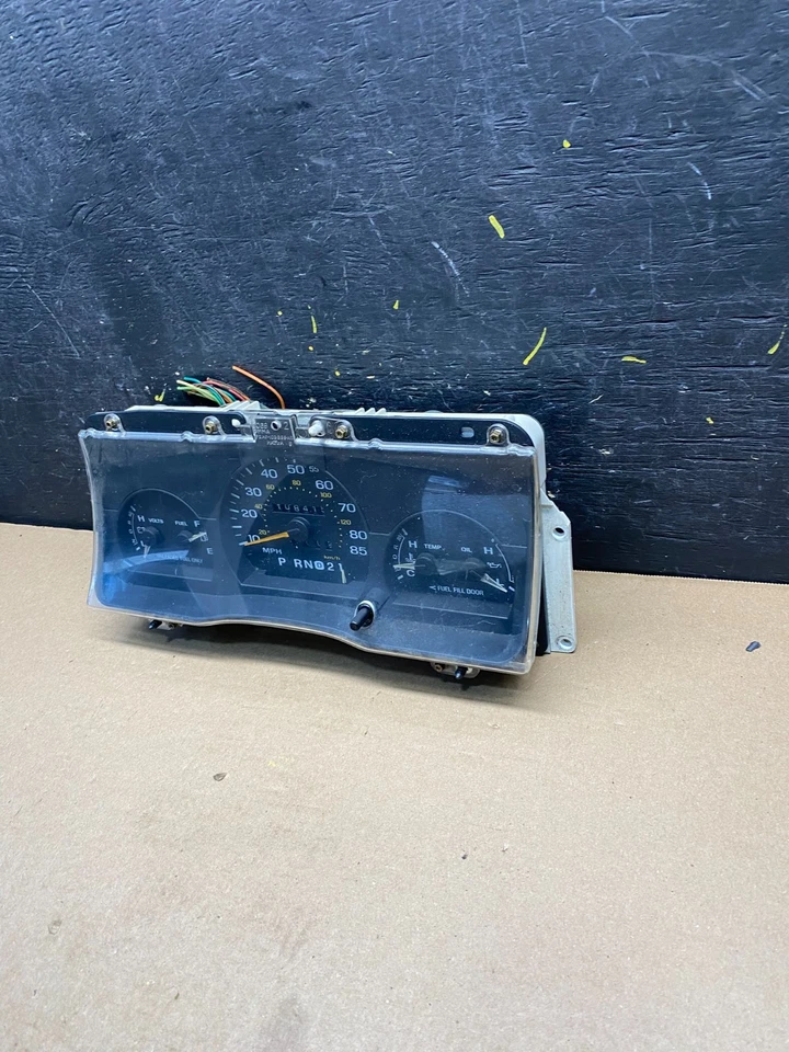 Velocímetro Ford Crown Victoria Cluster 1998 a 2004 S6322 PS Foto 2 de 4