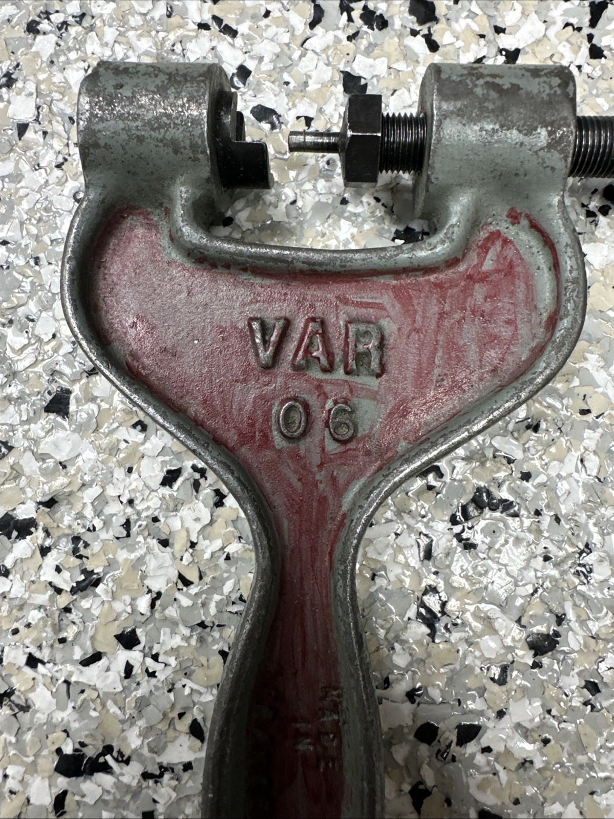 Vintage VAR 06 Chain Breaker Tool - Atelier Velo - Made in France