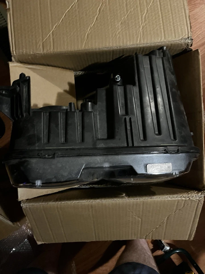 Dodge Challenger 2015-2022 halógeno con LED DRL proyector faros conjunto Foto 4 de 4