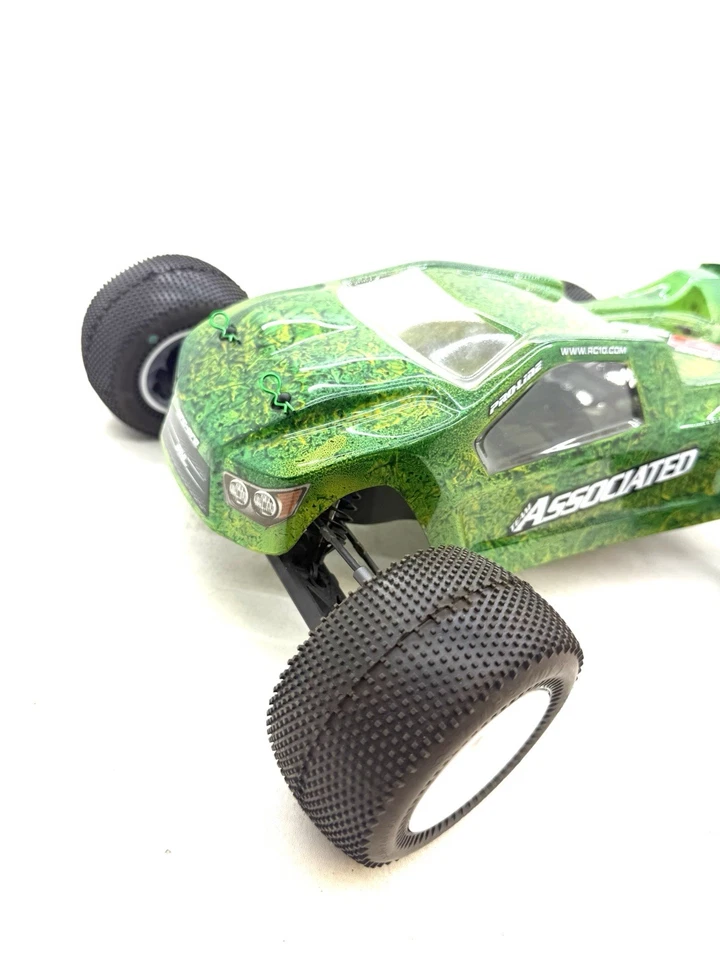 Team Associated T5M 1/10 2wd Stadium Truck Roller Slider Chassis w/ Body New - Image 2 of 4