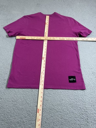 Nike The Nike Tee Shirt Unisex M Fuchsia Camo Swoosh Sportswear 1972 CU8914 - Picture 8 of 10