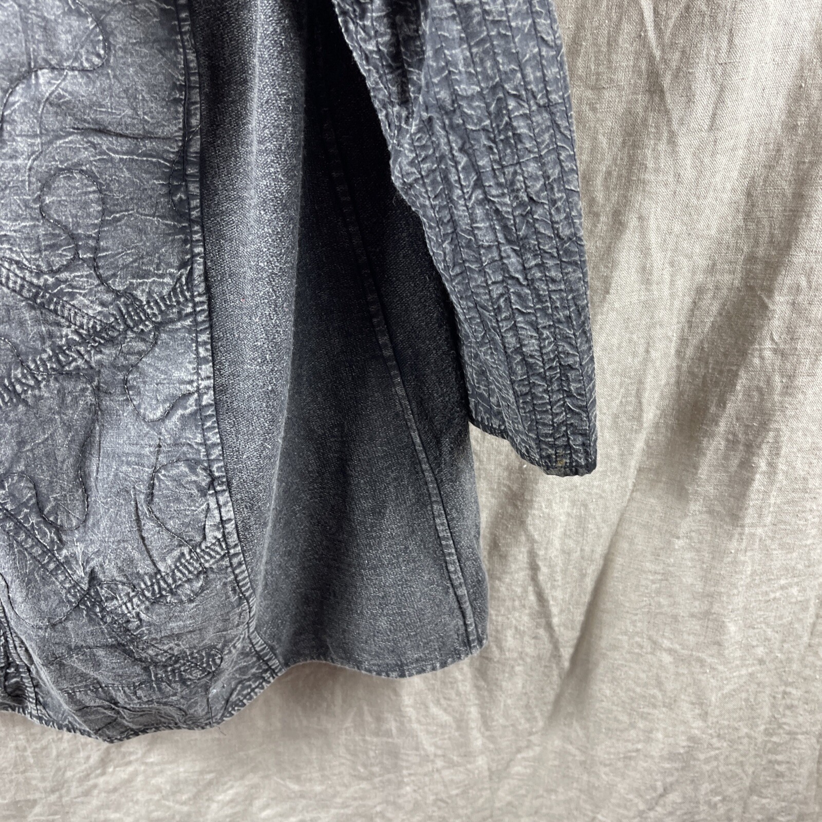 Unique Reversible Women's Gray Patterned Long Sle… - image 14