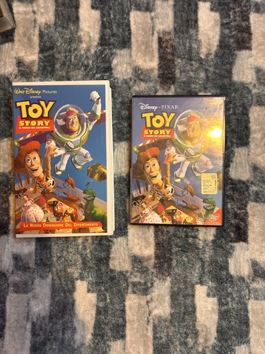Toy Story (1995) VHS + DVD - Foto 1 di 3