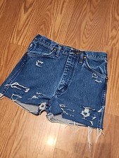 WRANGLERS FESTIVAL SHORTS CUTOFF SIZE 29 936den Vintage Highwaist Distressed