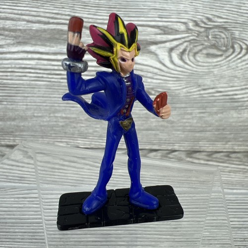 Yu-Gi-Oh! - Yugi - 2" Mini PVC Figure - 1996 - Mattel / Kazuki Takahashi Vintage - Picture 2 of 6