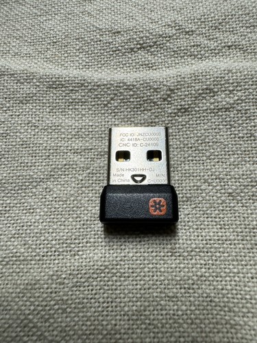 Logitech OEM Récepteur USB Unifiant pour Souris et Clavier sans Fil 6- Appareils - Photo 6/6