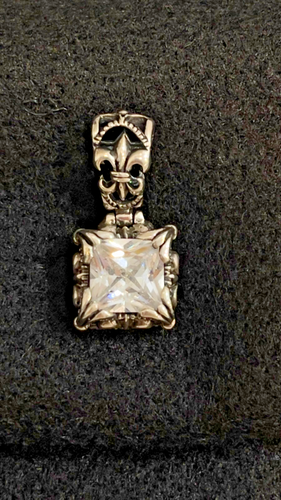SILPADA  Sterling Silver Square CZ Fleur de Lis UPTOWN Pendant S0979 - Picture 3 of 7