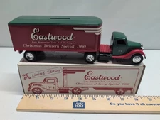 ERTL Eastwood 1937 Ford Christmas Delivery Special 1990 bank with key & box NIB