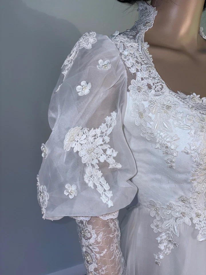 Eve of Milady Vintage Wedding Gown Train Puffed sleeves lace sequins. FREE SHIP! - Image 3 of 4