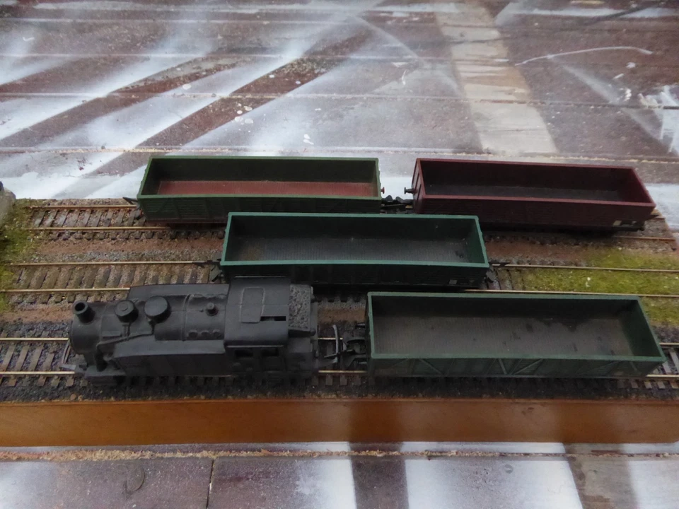 Locomotive vapeur SNCF de type 020 708 + 4 tombereaux Jouef HO - Photo 2/4