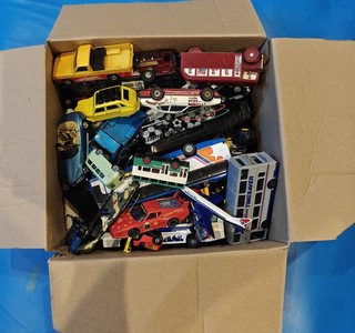 Matchbox Corgi Juniors & similar diecast cars buses Job Lot