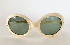 Pre-owned Ladies Sunglasses, vintage 1960  s, unbranded , marked Made in France