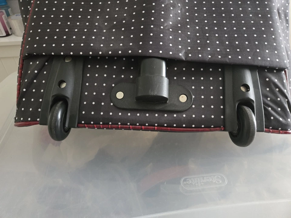 elegante funda enrollable para portátil Foto 3 de 3