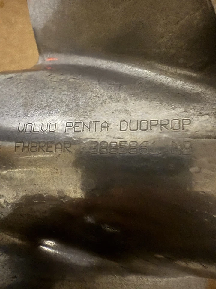 Juego de hélices de acero inoxidable Volvo Penta FH8 Prop Duoprop DPS Foto 3 de 3