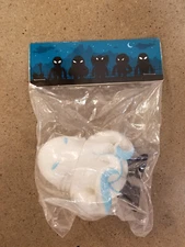 Super7 SQUIRM Ghost Vinyl Figure FLYNN Kaiju Sofubi Snakes Infinity BANDAI SDCC