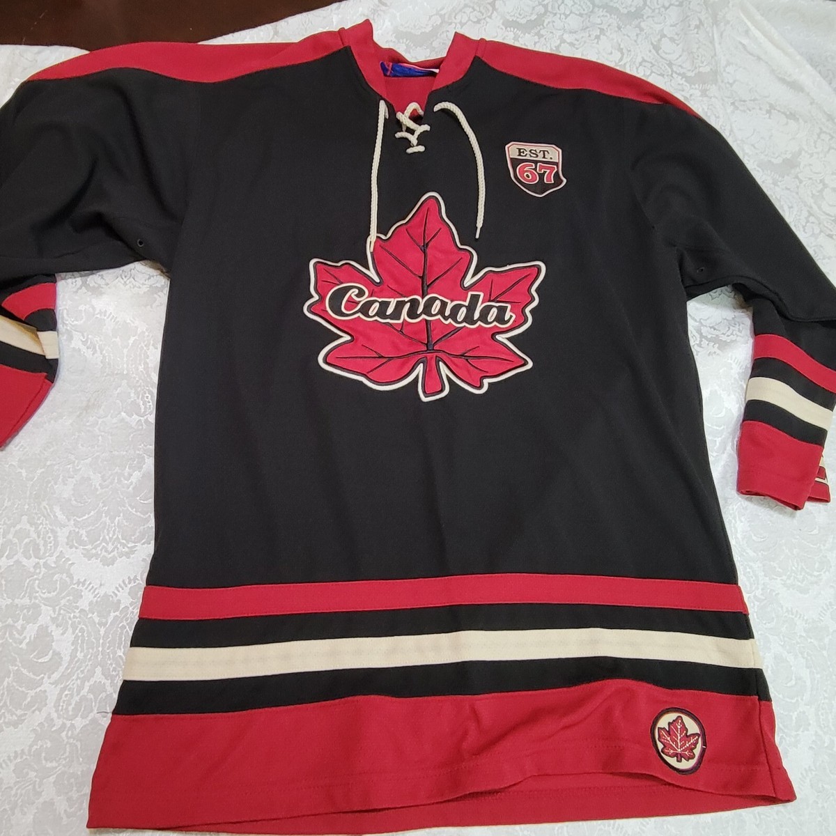 CANADA 1967 HOCKEY JERSEY TEEPEE SPORTS EST.67 ADULT SIZE SMALL S