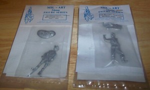 54MM 1/32  METAL MIL-ART WW2 GERMAN MP & PANZER 2 FIGURES