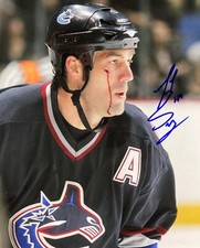 TODD BERTUZZI (2) Vancouver Canucks Autographed 8x10 Photo
