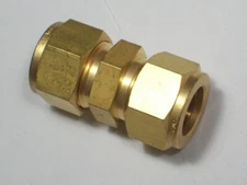 1- Swagelok Brass Compression Union Fitting, 5/8" OD Tube, B-1010-6