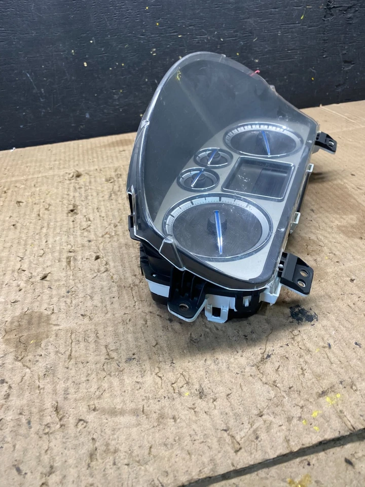 Cadillac Escalade 2010 a 2014 instrumento velocímetro calibre N0397 DG Foto 3 de 4