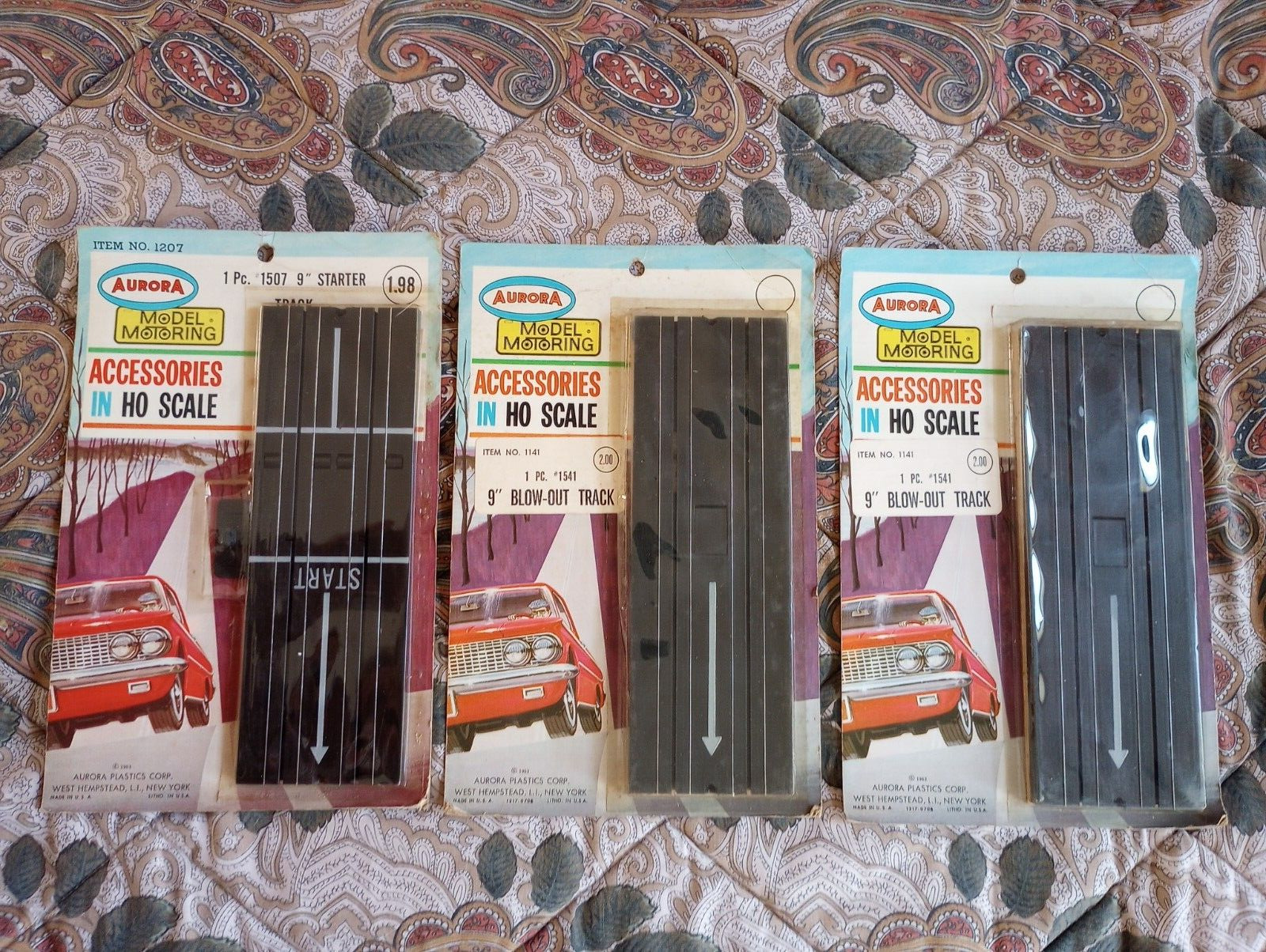 NOS STILL SEALED 3 PKGS OF 9" STRAIGHT ACCESORIES TRACK FOR AURORA SLOT CARS