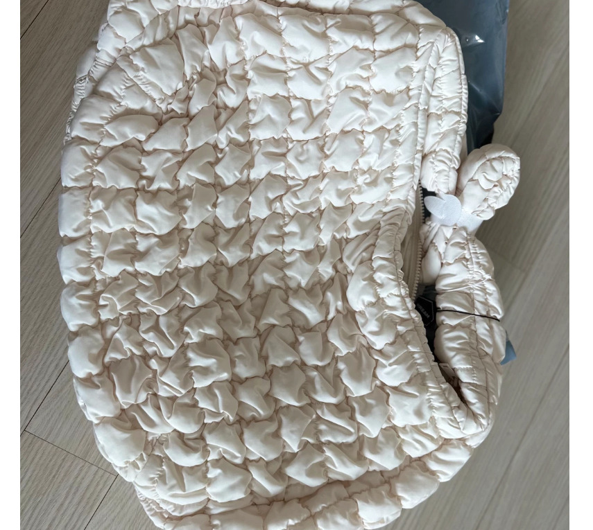 COS Quilted Oversized Shoulder Bag Off-white 100% Authentic