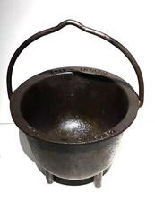 Antique SIEVERT 5242 cast iron cauldron pot Sweden Primus 4-legs fireplace max