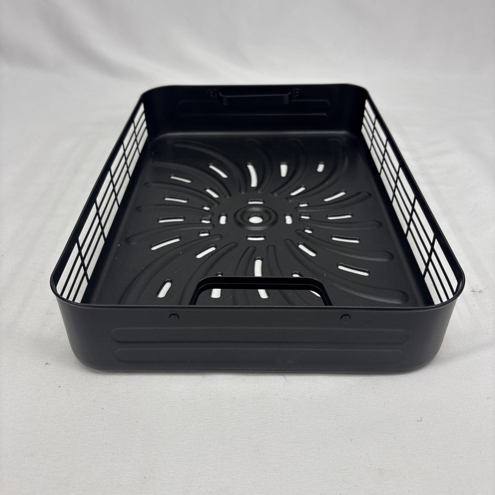 Gourmia FoodStation Smokeless Grill, Griddle,Air Fryer GGA2180  Air Fry Basket