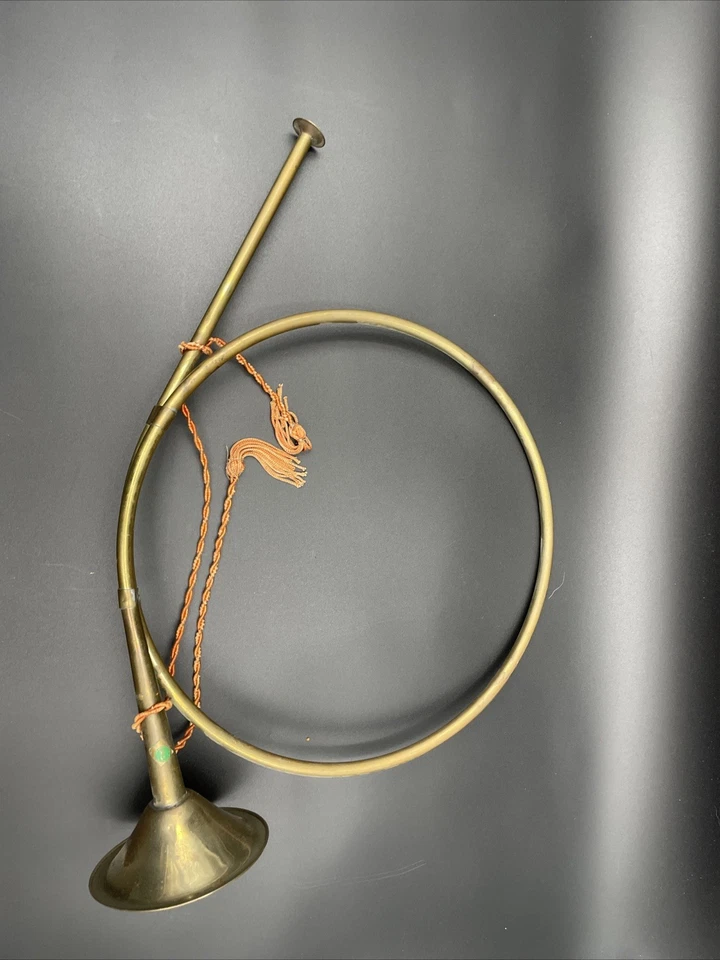 Vintage 21” Decorative Solid Brass Horn with Rope for Hanging Hand Crafted India - Image 3 of 4