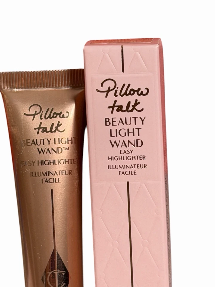 Charlotte Tilbury Pillow Talk Beauty Light Wand Highlighter 12ml - Image 3 of 4