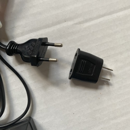 Grundig NR 90-1 9V 500mA AC Adaptor with US Plug Adapter - Picture 4 of 8