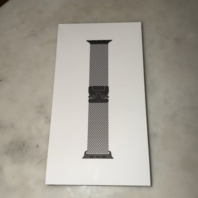 Titanium Milanese Loop Band-  Apple Watch Ultra -MEDIUM BLACK 49mm