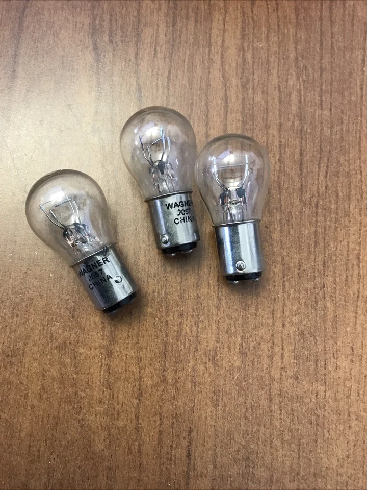 Lote de 3 bombillas multiusos Wagner 2057 Foto 3 de 4