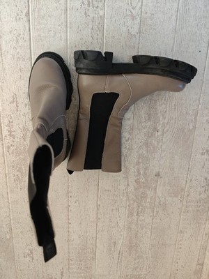 Steve Madden Boots