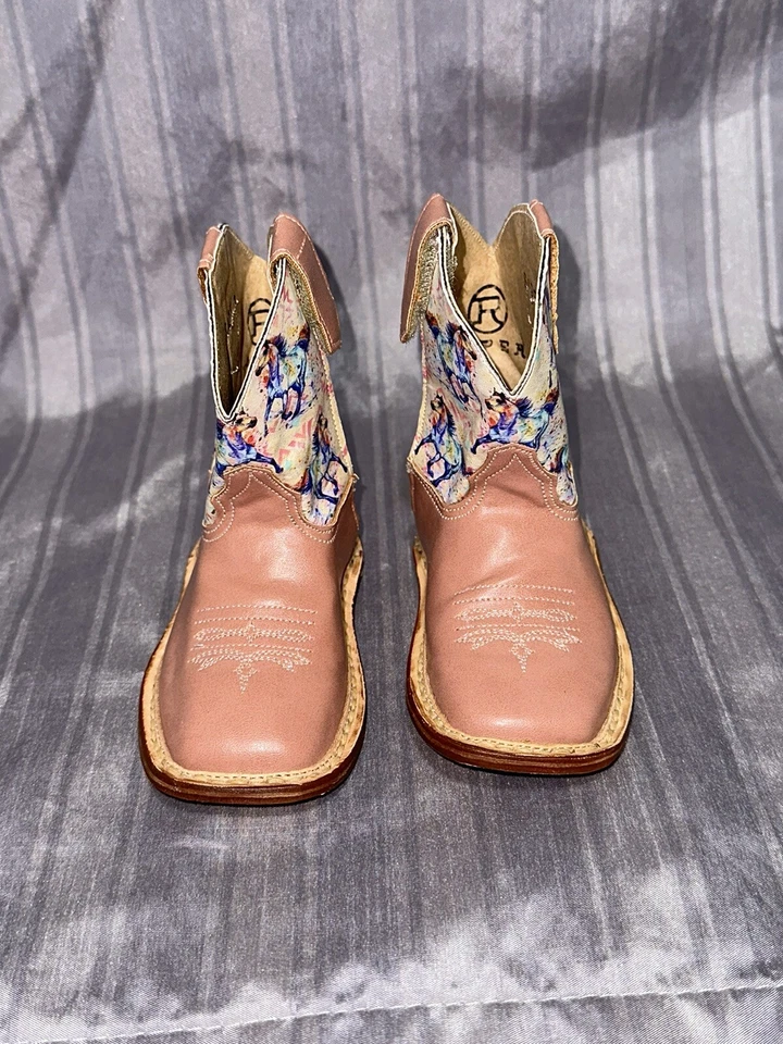 Botas de couro feitas à mão Roper Cowbabies rosa com cavalos tamanho 3 - Imagem 3 de 4
