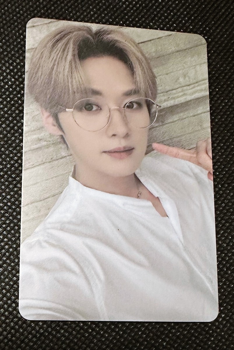 タレントカード Lee Know Soundwave Tokopedia Indonesia Stray Kids Lee Know 合 (HOP) Soundwave Lucky Draw Official