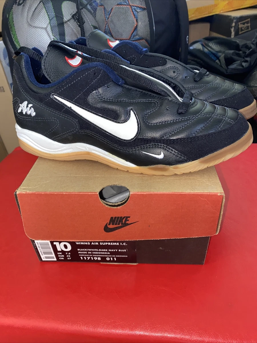 Supreme indoor soccer shoes hotsell