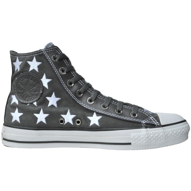 chucks grey