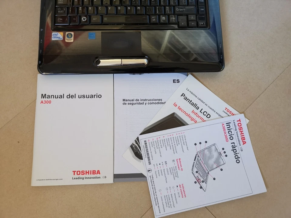 TOSHIBA SATELLITE A300 27Q Intel® Core™2 Duo T6400 4GB - 250 GB piezas reparar - Immagine 2 di 4