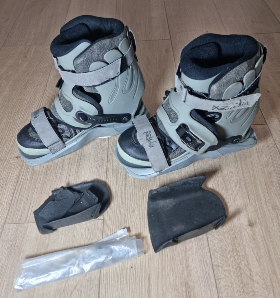 XSJADO Agressive Inliner Größe 43 - 48 Footwraps 43 Größe L Retro Inline Skates - Bild 3 von 4