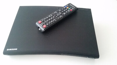Samsung BD-J5500 Blu-Ray Player 3D / Curved Design (HDMI, USB)